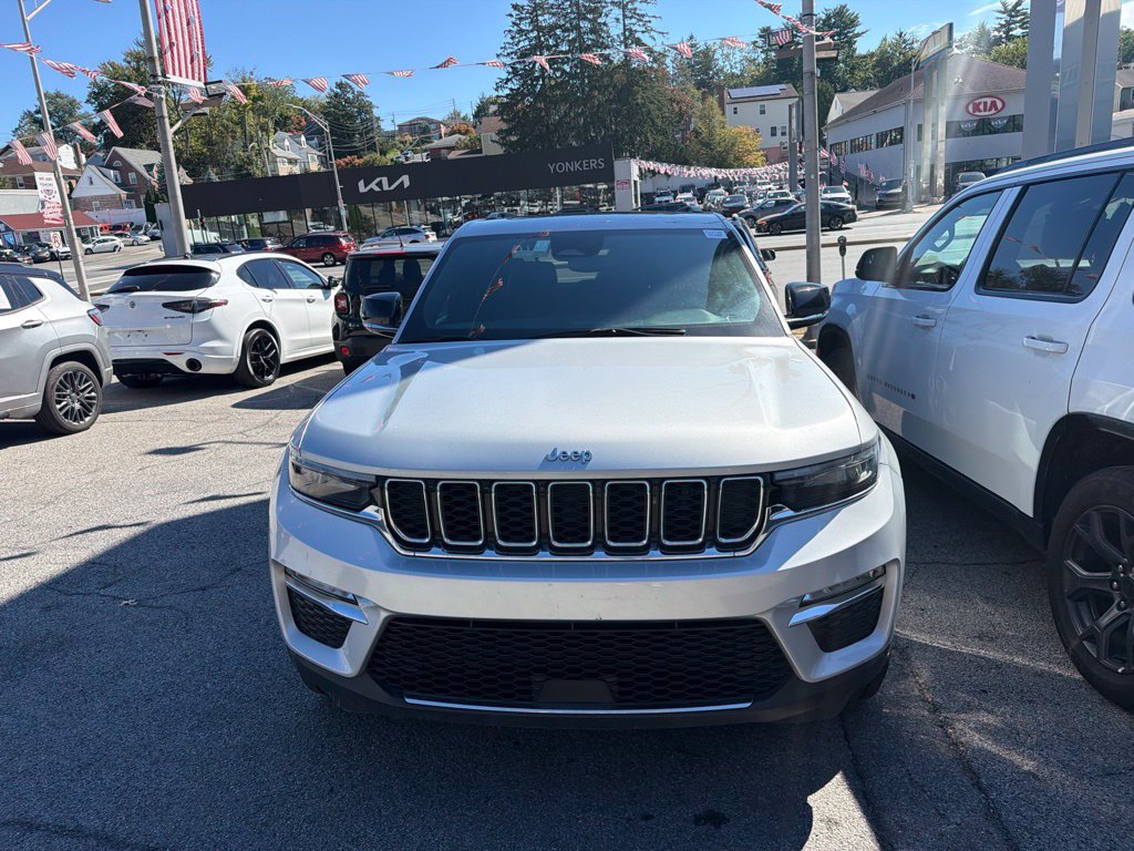 Used 2024 Jeep Grand Cherokee Limited 4xe AWD/4WD image 2