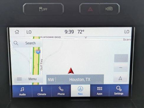 Used 2016 Ford F150 Platinum w/ Equipment Group 701A Luxury image 15