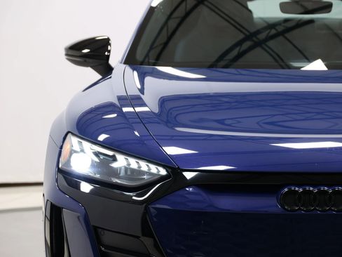 Used 2024 Audi e-tron GT Premium Plus w/ Performance Package image 85