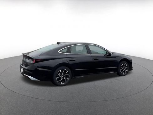 Used 2025 Hyundai Sonata SEL FWD image 9