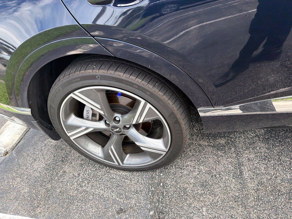 Used 2025 Genesis GV80 3.5T Prestige AWD/4WD image 11