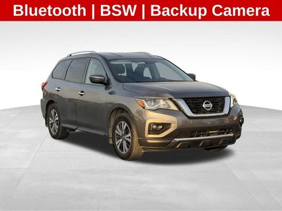 Used 2020 Nissan Pathfinder SV