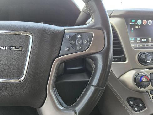 Used 2020 GMC Yukon Denali w/ Denali Ultimate Package AWD/4WD image 28