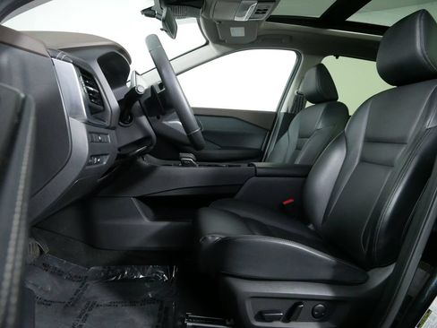 Used 2023 Nissan Rogue SV w/ SV Premium B Package AWD/4WD image 15