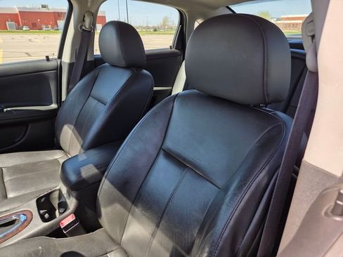 Used 2014 Chevrolet Impala LTZ image 11