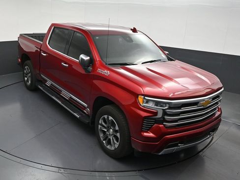 Used 2025 Chevrolet Silverado 1500 High Country RWD image 23