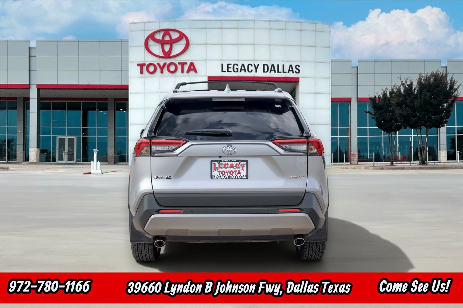 Used 2025 Toyota RAV4 Limited w/ Advanced Technology Package FWD image 9