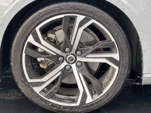 Used 2024 Volvo S60 B5 Plus image 44