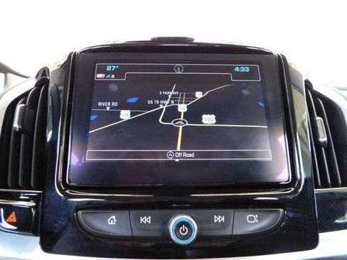 Used 2018 Chevrolet Traverse Premier w/ Driver Confidence II Package image 48