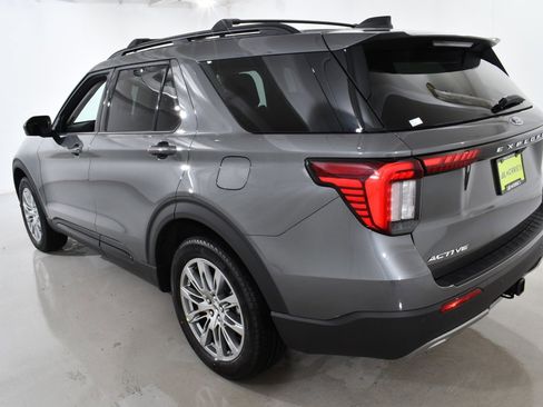 New 2026 Ford Explorer Active image 15