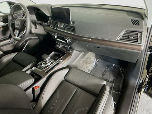 New 2024 Audi Q5 e Premium image 28