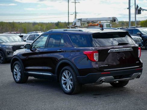 Used 2023 Ford Explorer Limited w/ Limited Technology Package AWD/4WD image 7