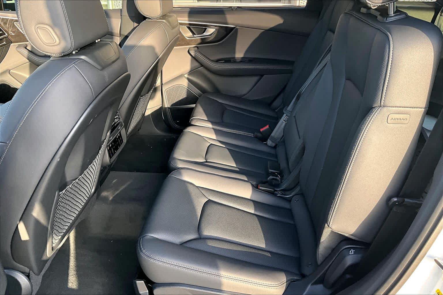 New 2026 Audi Q7 3.0T Premium Plus AWD/4WD image 19