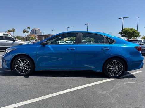Used 2023 Kia Forte GT-Line FWD image 7
