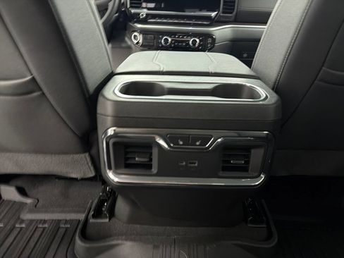 Used 2026 GMC Sierra 2500 SLT w/ SLT Premium Package AWD/4WD image 14