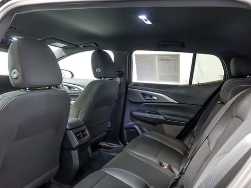 Used 2026 Chevrolet Equinox EV LT FWD image 15