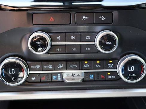 Used 2022 Ford Expedition Max XLT AWD/4WD image 19