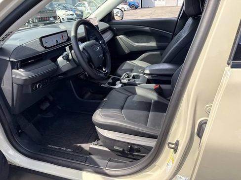 Used 2025 Ford Mustang Mach-E Premium AWD/4WD image 20