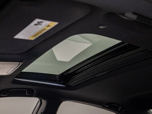 Used 2024 Honda Accord Sport image 9