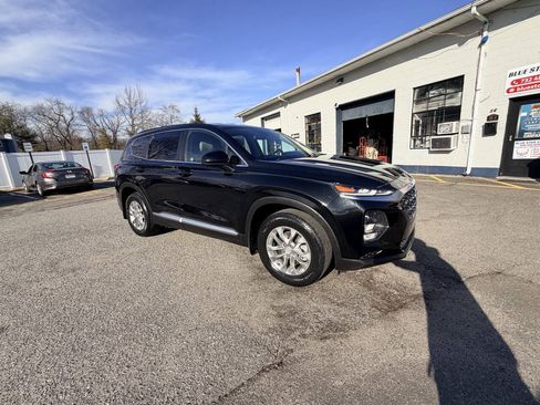 Used 2020 Hyundai Santa Fe SE w/ Cargo Package AWD/4WD image 6