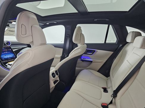 New 2026 Mercedes-Benz GLC 300 4MATIC image 19