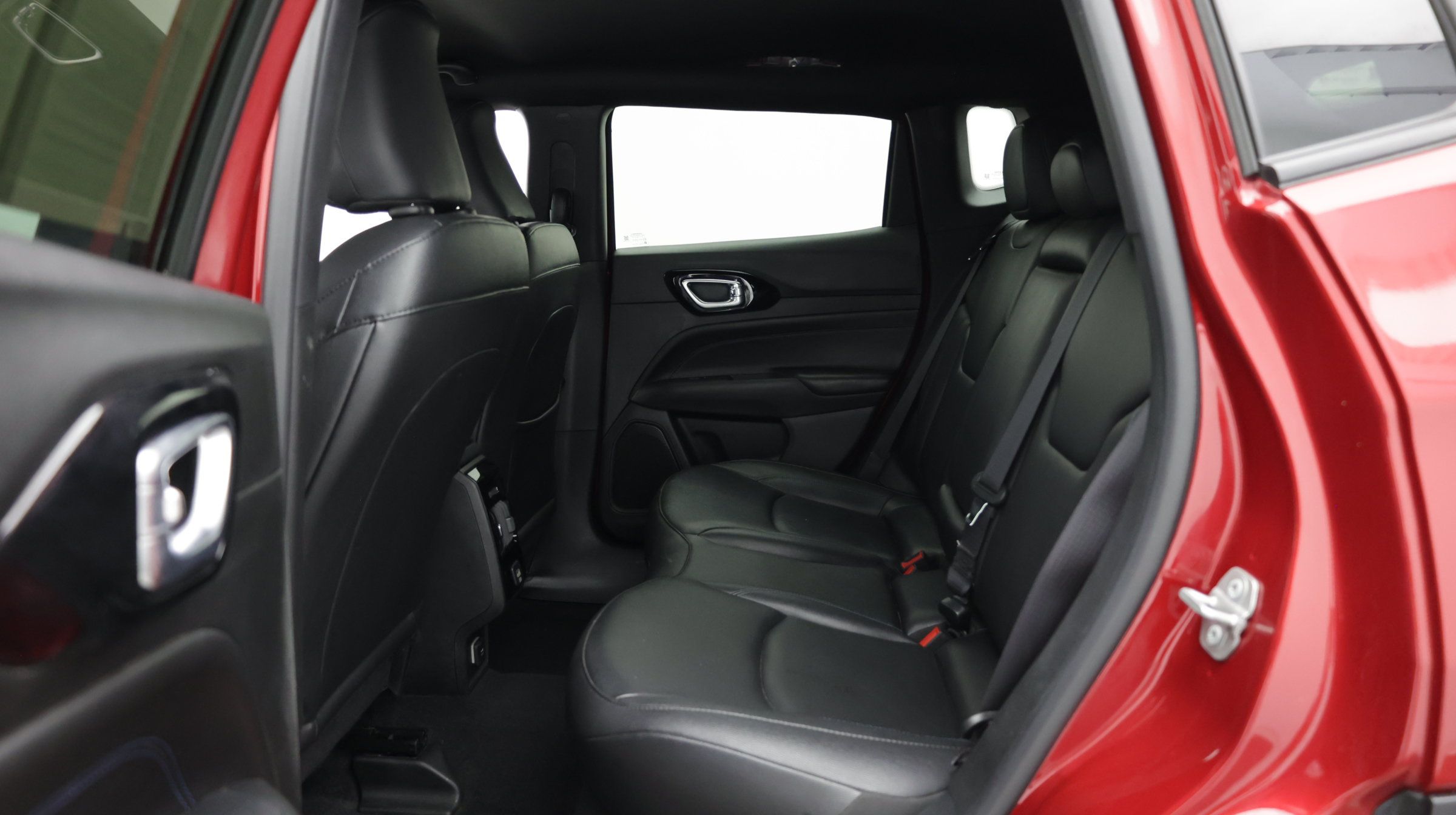 Used 2026 Jeep Compass Limited AWD/4WD image 34