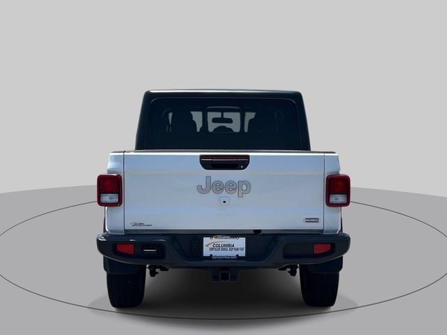 Used 2021 Jeep Gladiator Overland w/ Trailer Tow Package AWD/4WD image 5
