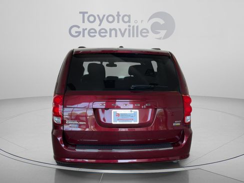 Used 2019 Dodge Grand Caravan SXT FWD image 5