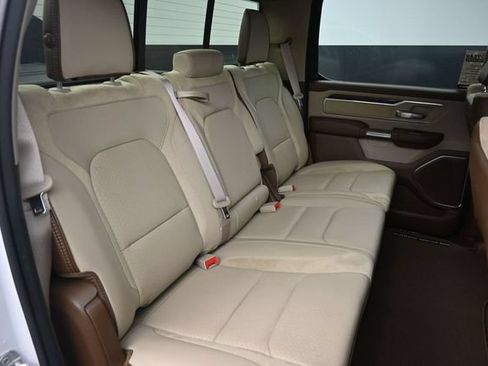 Used 2020 RAM 1500 Laramie AWD/4WD image 45