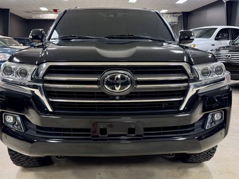 Used 2018 Toyota Land Cruiser w/ Carpet Mat Package AWD/4WD image 20
