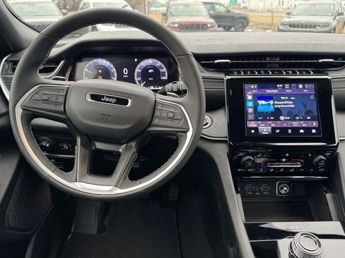 New 2026 Jeep Grand Cherokee Laredo X AWD/4WD image 2