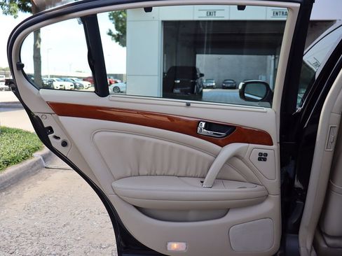 Used 2004 INFINITI Q45 Premium image 52