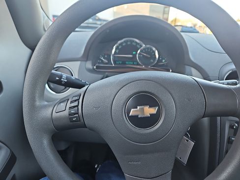 Used 2008 Chevrolet HHR LS image 16