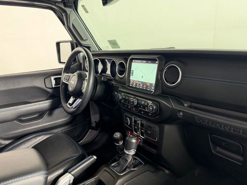 Used 2023 Jeep Wrangler Unlimited Rubicon 4xe w/ Steel Bumper Group AWD/4WD image 35