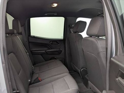 Used 2023 Chevrolet Colorado W/T RWD image 18