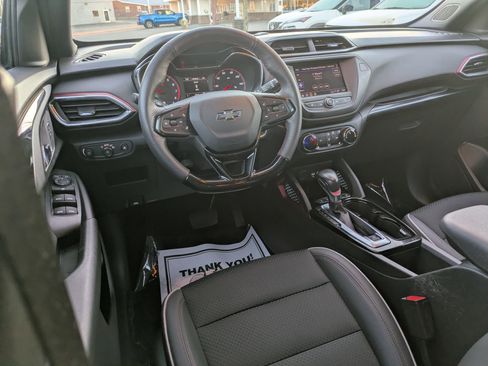 Used 2022 Chevrolet TrailBlazer RS image 27