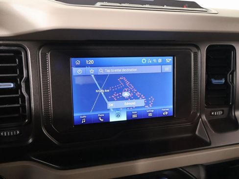 Used 2021 Ford Bronco Wildtrak image 7
