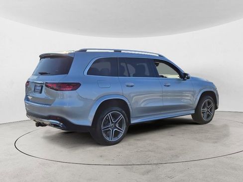 Used 2025 Mercedes-Benz GLS 450 450 4MATIC image 3