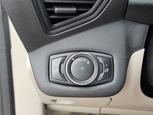 Used 2014 Ford C-MAX SE image 15