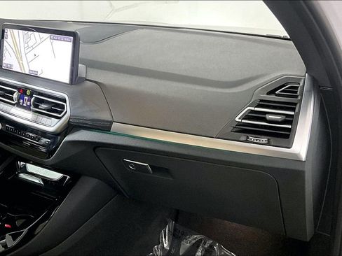 Used 2024 BMW X3 sDrive30i w/ Premium Package w/ZPA image 16