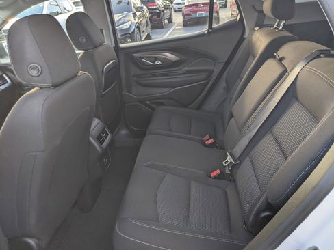 Used 2023 GMC Terrain SLE w/ Driver Convenience Package image 12