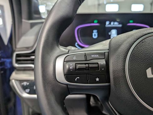 Used 2025 Kia Sportage X-Line w/ Premium Package image 35