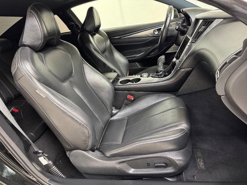 Used 2019 INFINITI Q60 3.0t Luxe image 20