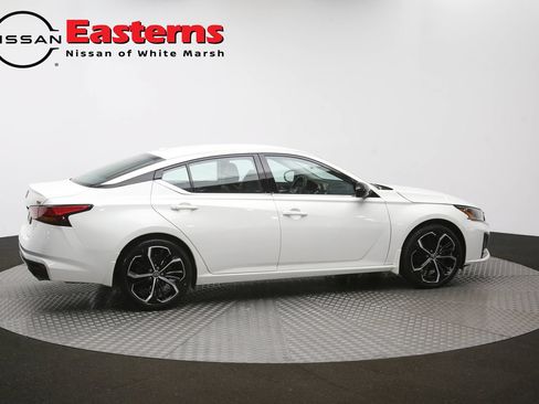 Used 2025 Nissan Altima 2.5 SR FWD image 42