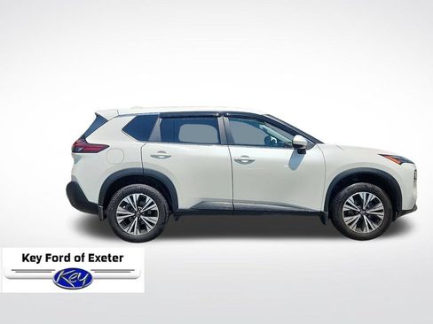 Used 2023 Nissan Rogue SV AWD/4WD image 2