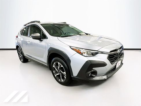Certified 2024 Subaru Crosstrek 2.0i Premium image 3