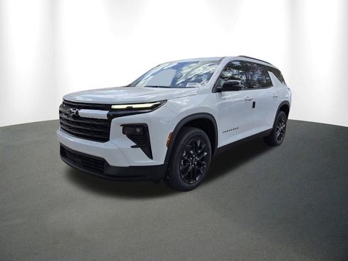 New 2026 Chevrolet Traverse LT w/ Midnight/Sport Edition FWD image 2