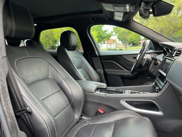 Used 2020 Jaguar F-PACE S AWD/4WD image 23