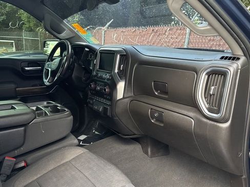 Used 2021 Chevrolet Silverado 1500 LT w/ All Star Edition Plus image 3