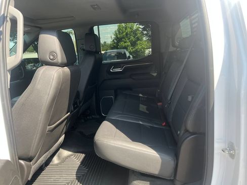 Used 2022 GMC Sierra 1500 SLT AWD/4WD image 27